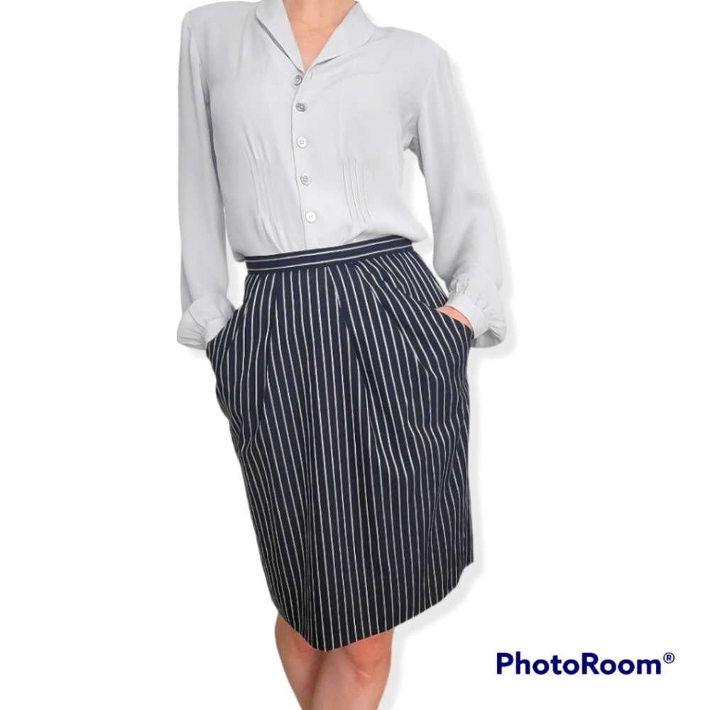 Vintage striped black and white high waisted pencil midi skirt Size 2
